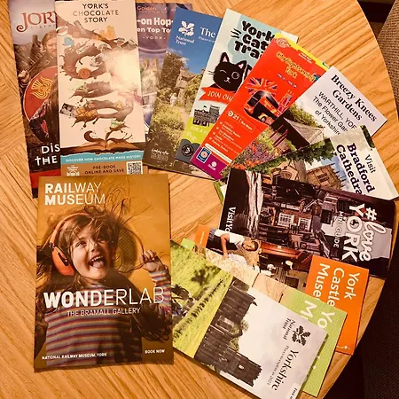 Сasa de vacaciones 2 Bedroom House Walking Distance To Centre With Free Parking *