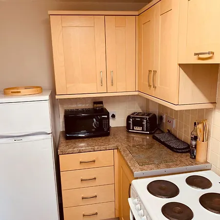 בית נופש 2 Bedroom House Walking Distance To Centre With Free Parking